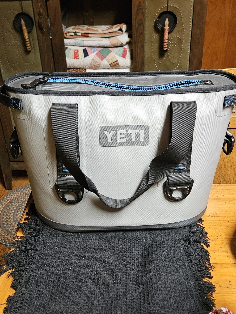 YETI Soft Cooler Bag — Light Gray